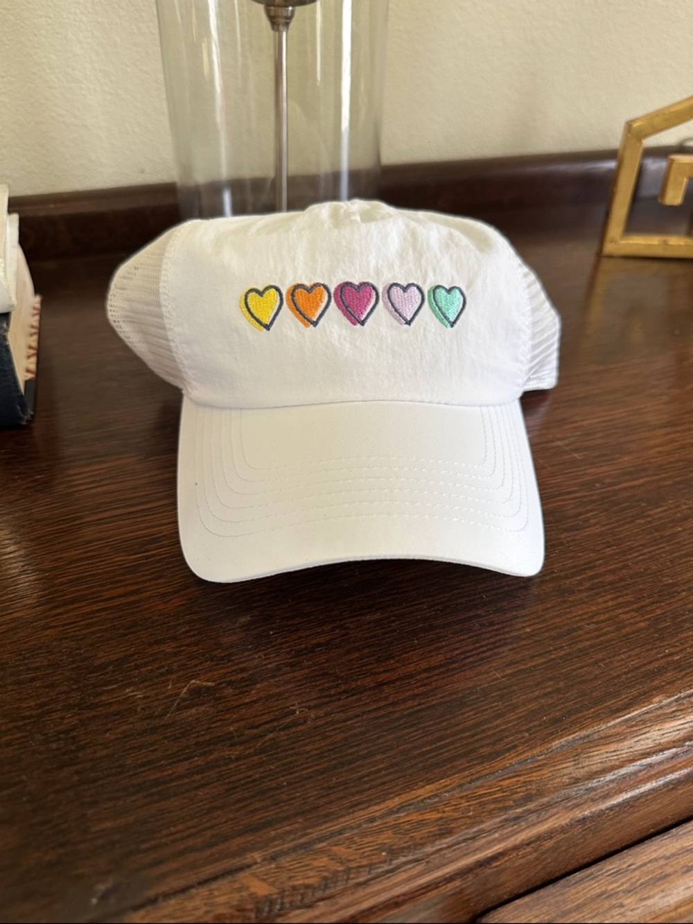 Roller Rabbit Target White Mesh Cap with Hearts NWT